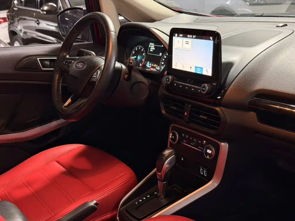 Ford Ecosport — фото 7