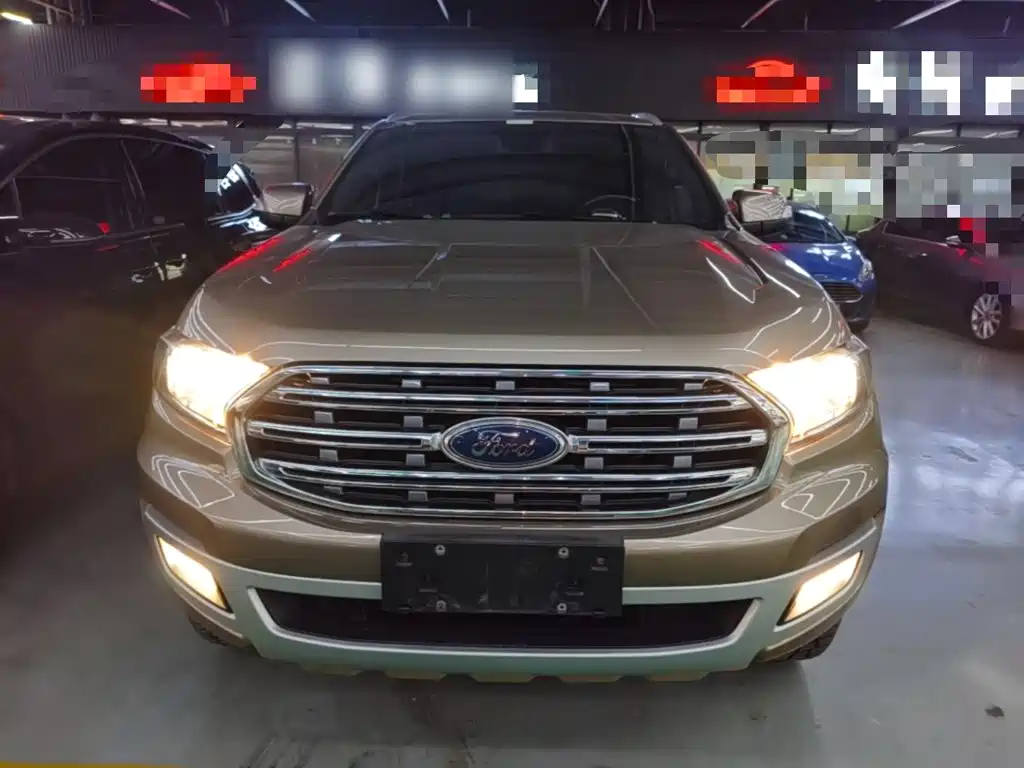 Ford Everest — фото 2
