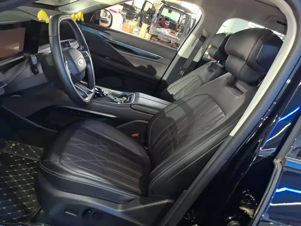 Ford Edge — фото 14