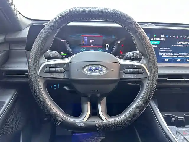 Ford Edge — фото 9