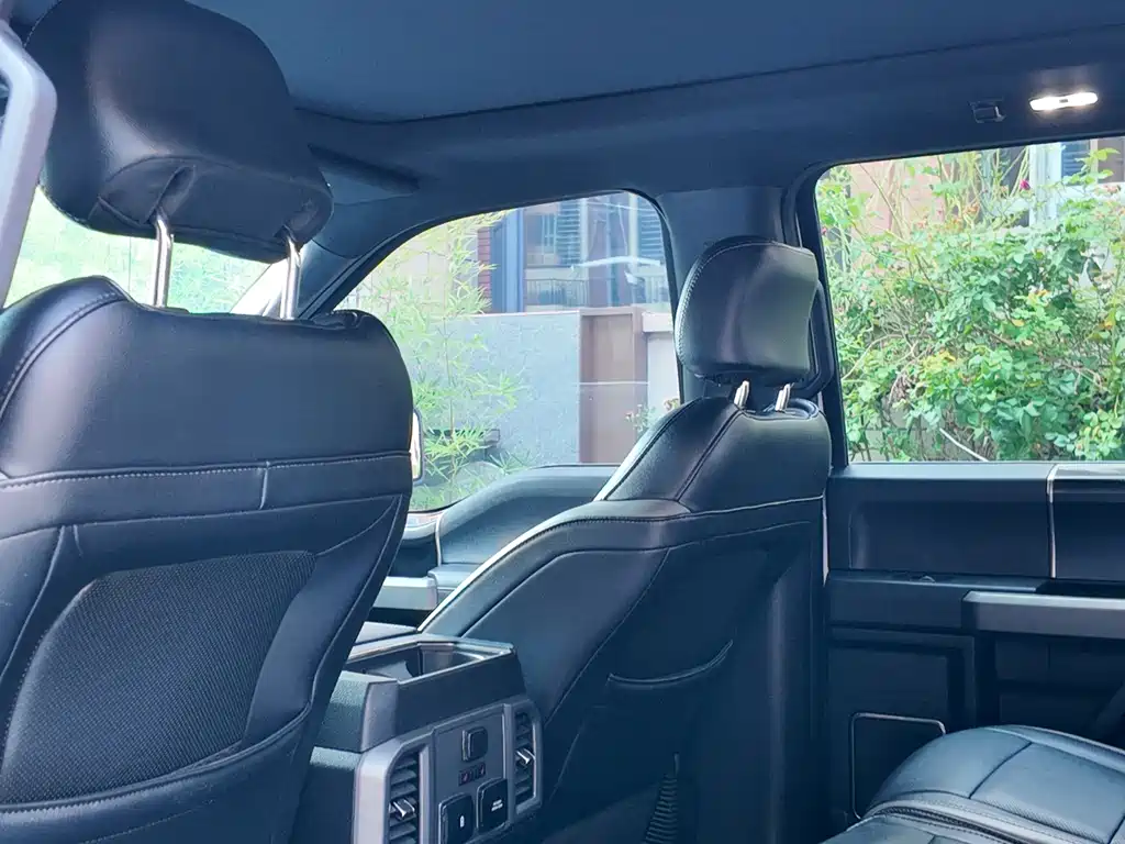 Ford F-150 Raptor — фото 5