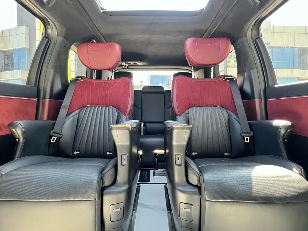 GAC Motor Trumpchi M8 — фото 8