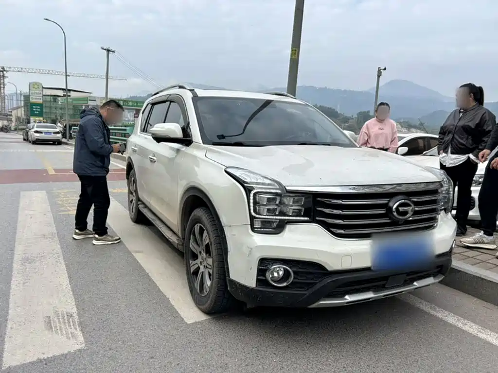 GAC Motor Trumpchi GS7 — фото 4
