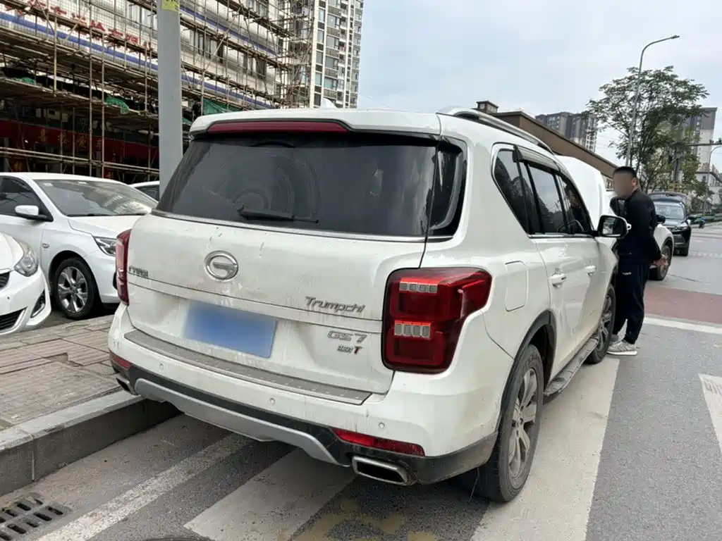 GAC Motor Trumpchi GS7 — фото 7