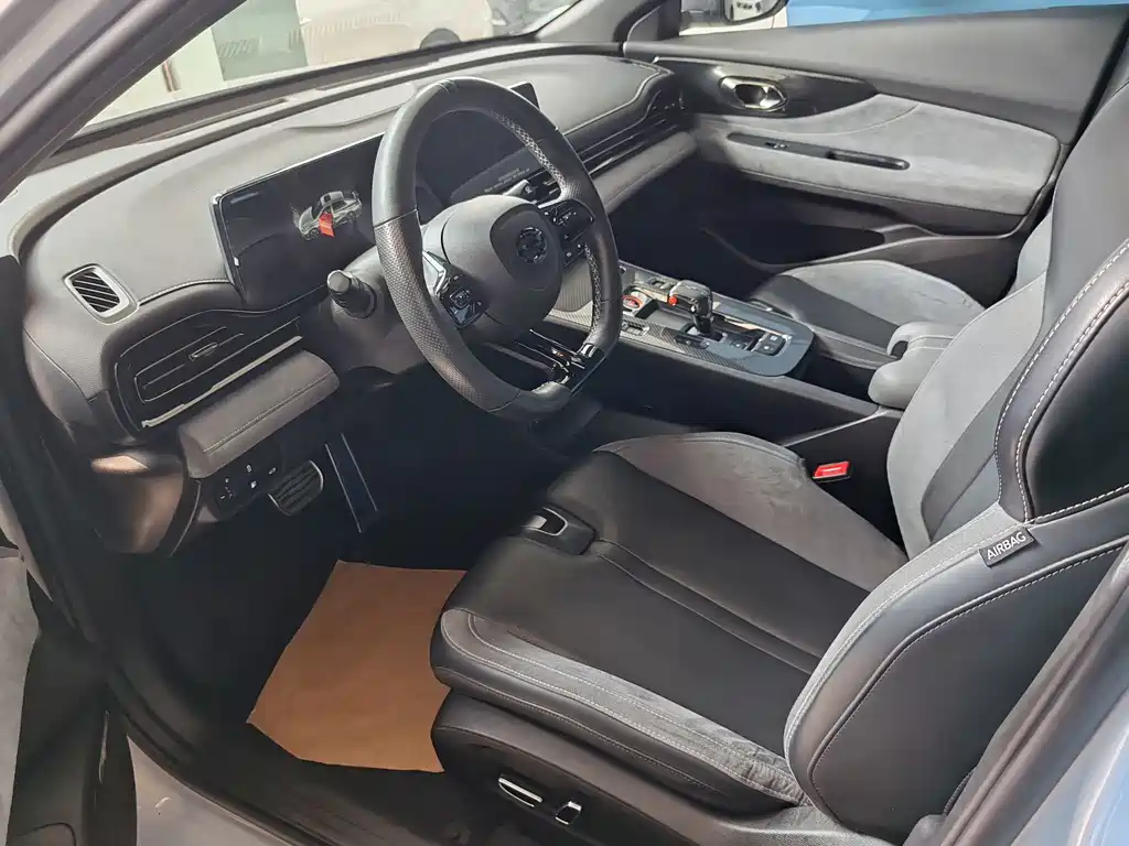 GAC Motor Shadow Leopard — фото 4