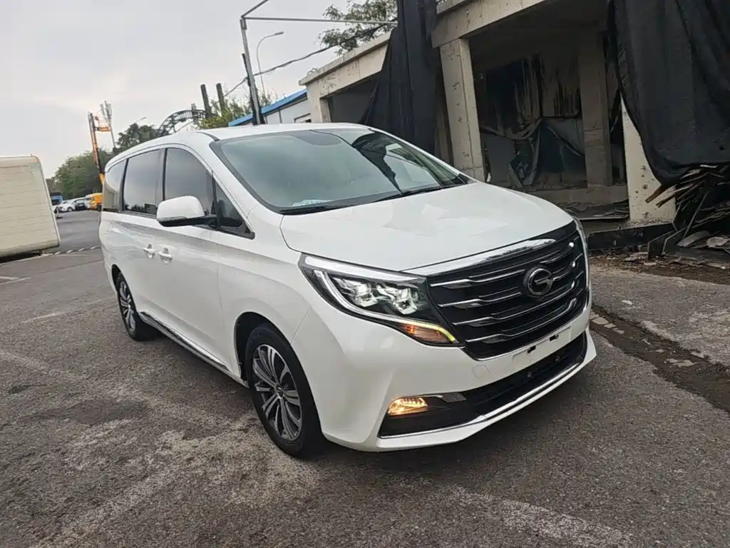 GAC Motor Trumpchi M8 — фото 3