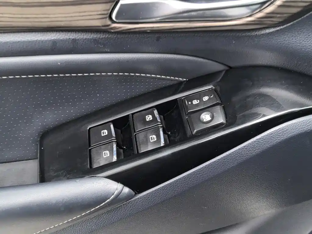 GAC Motor Trumpchi M8 — фото 9