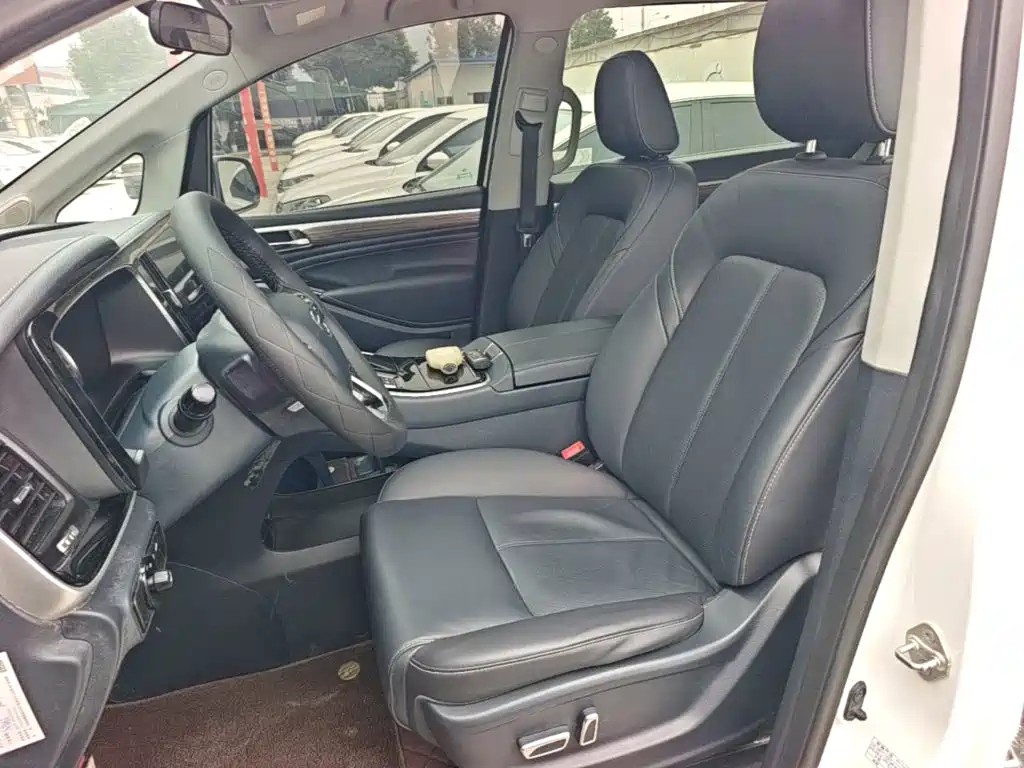 GAC Motor Trumpchi M8 — фото 14