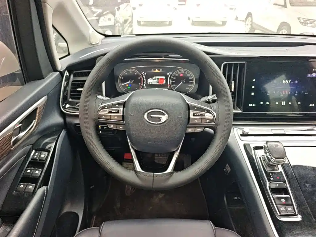 GAC Motor Trumpchi M8 — фото 10
