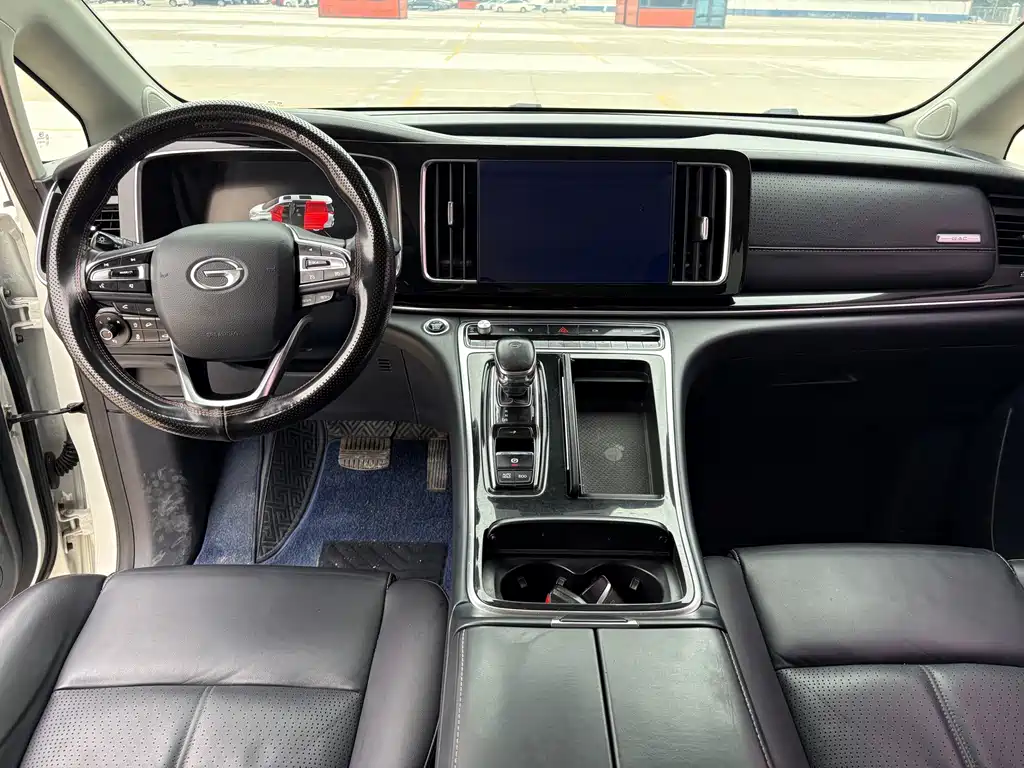 GAC Motor Trumpchi M8 — фото 6