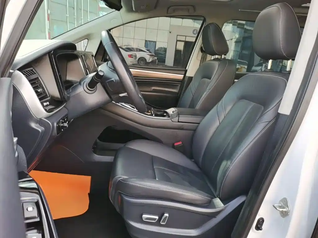 GAC Motor Trumpchi M8 — фото 14