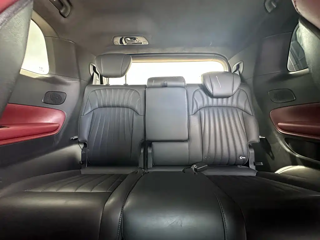 GAC Motor Trumpchi M8 — фото 14