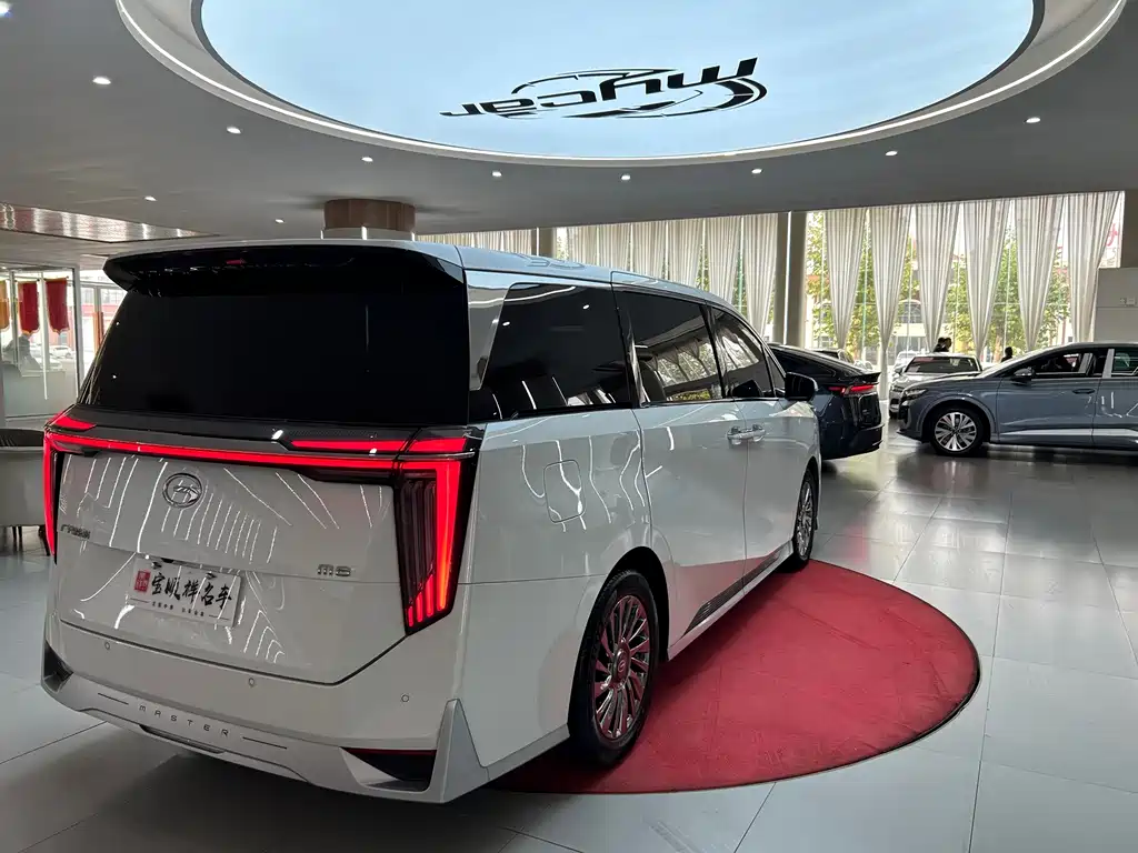 GAC Motor Trumpchi M8 — фото 5