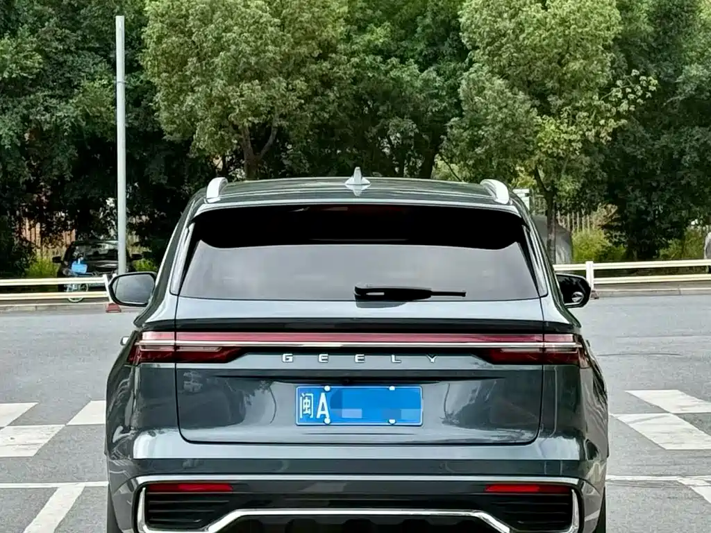 Geely Monjaro — фото 9