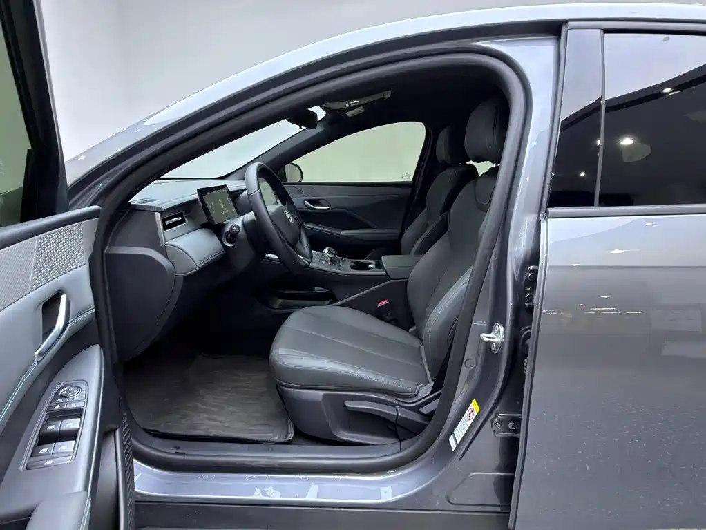 BYD Qin PLUS — фото 15