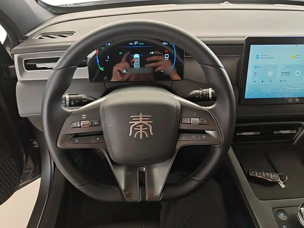 BYD Qin PLUS — фото 11