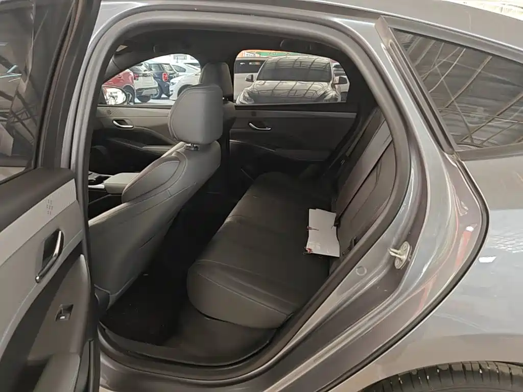 BYD Qin PLUS — фото 17