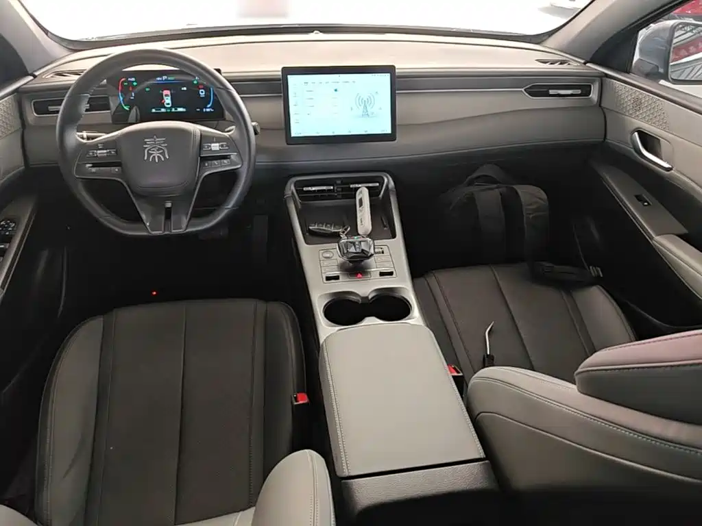BYD Qin PLUS — фото 10