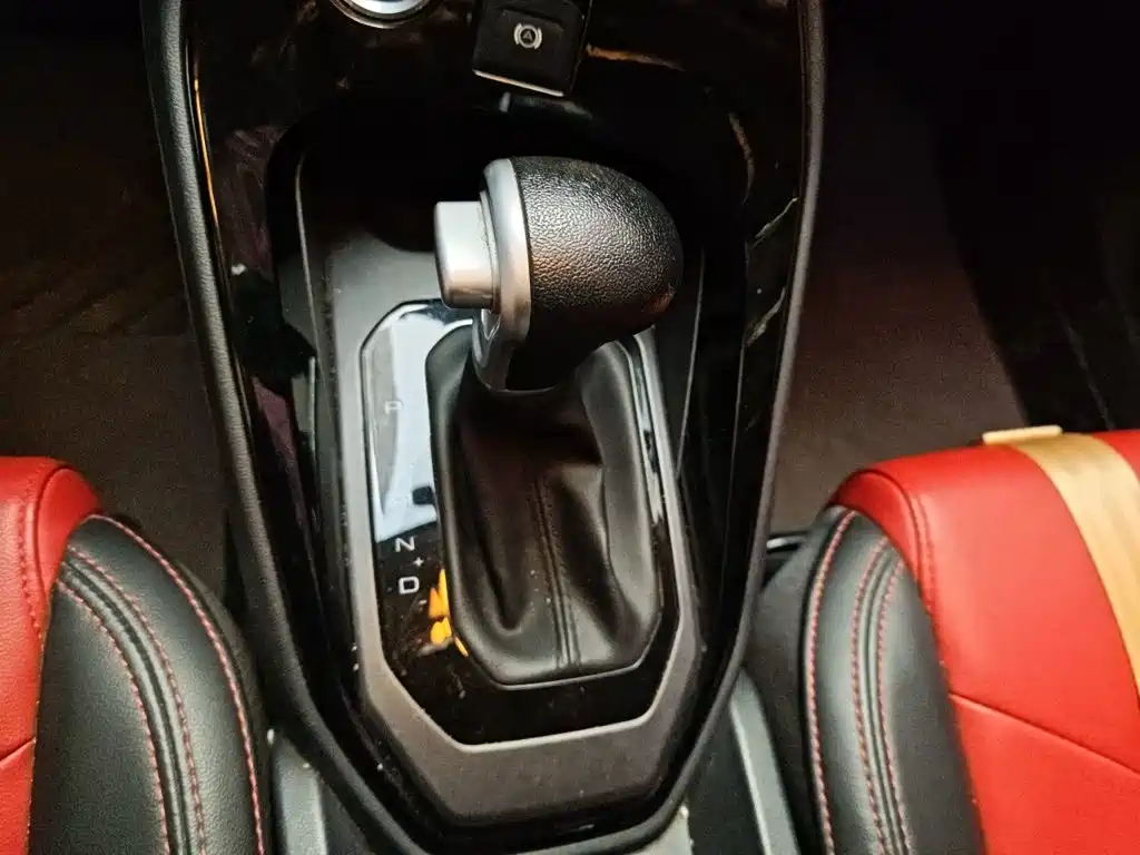 Haval H2s — фото 15