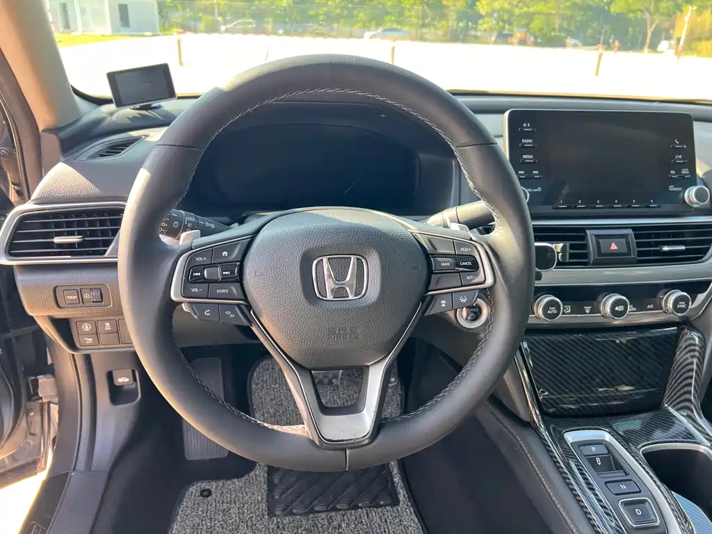 Honda Accord — фото 14