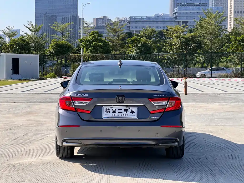 Honda Accord — фото 5