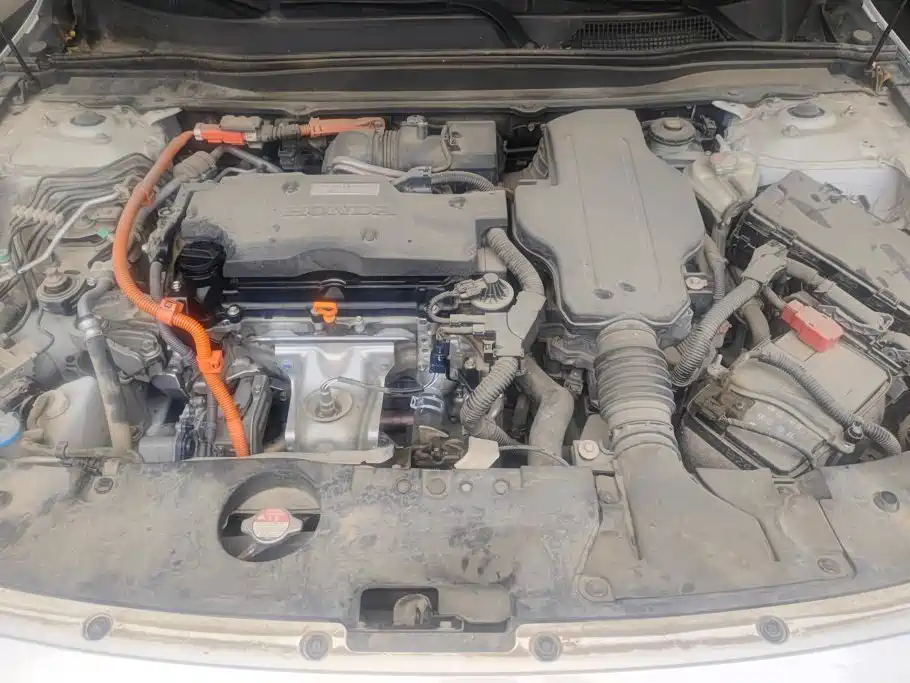 Honda Accord — фото 10