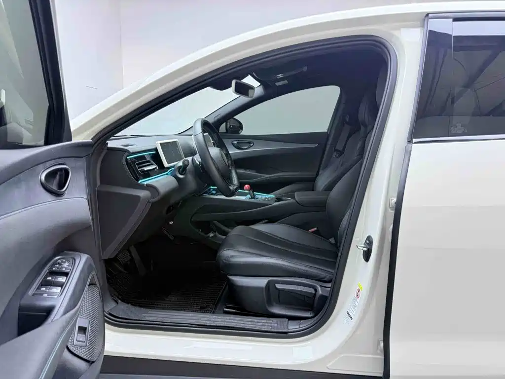 BYD Seal 06 — фото 15
