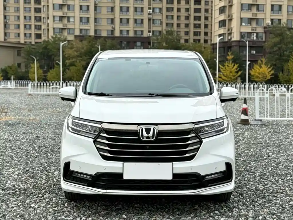 Honda Odyssey — фото 2
