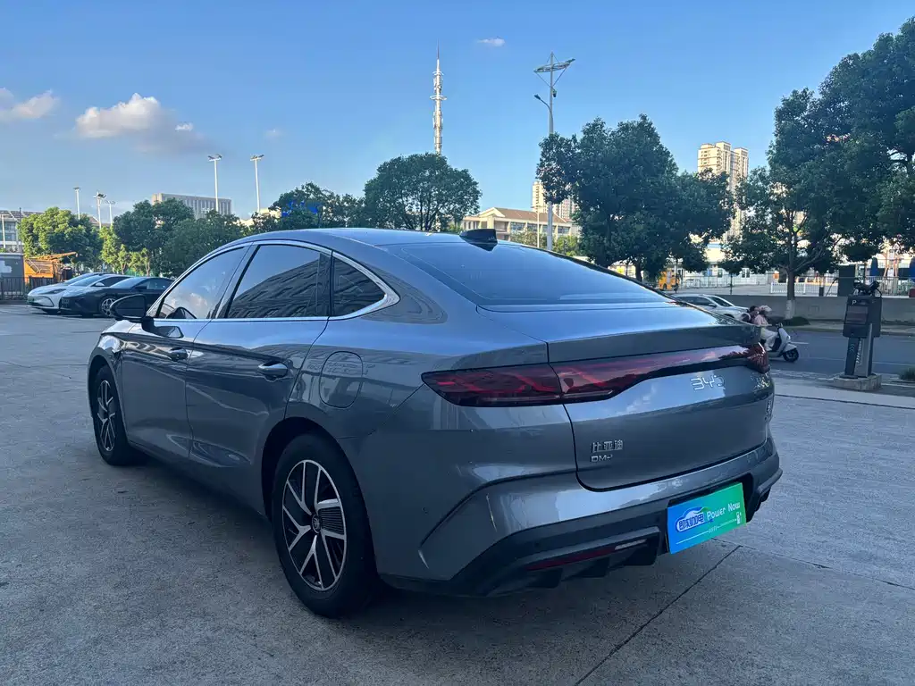 BYD Qin L — фото 8