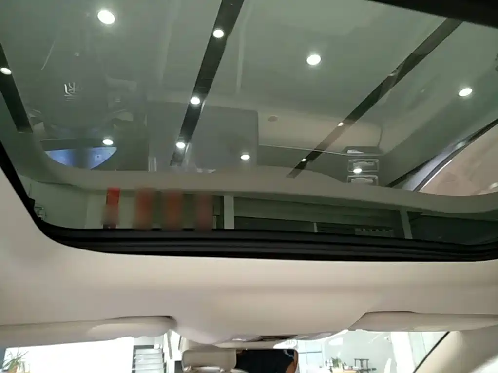 BYD Qin L — фото 18
