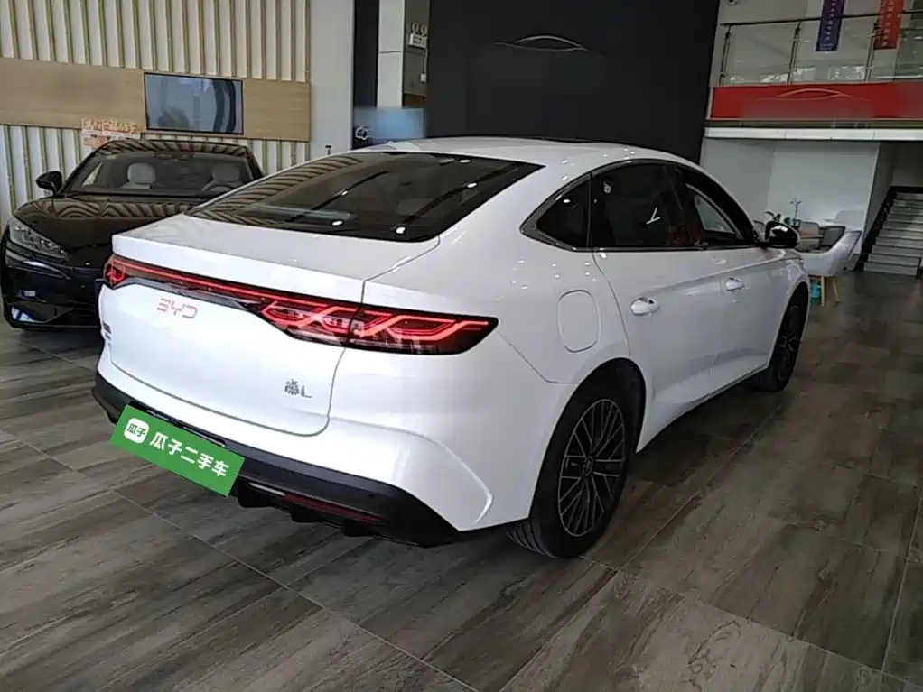 BYD Qin L — фото 7