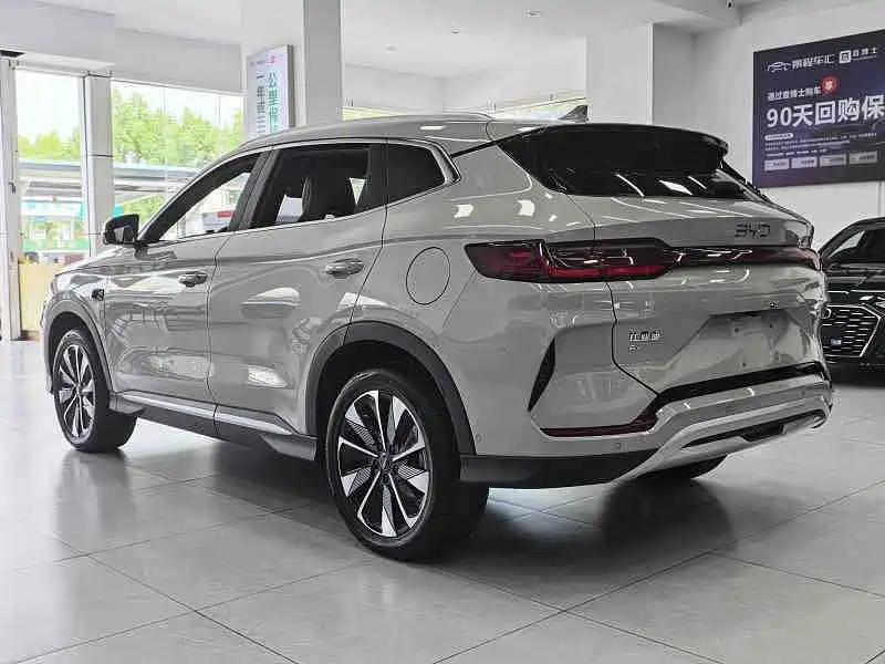 BYD PLUS New Energy — фото 9