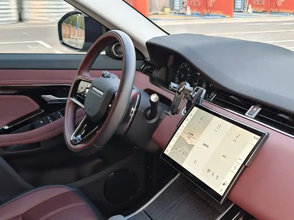 Land Rover Evoque — фото 19