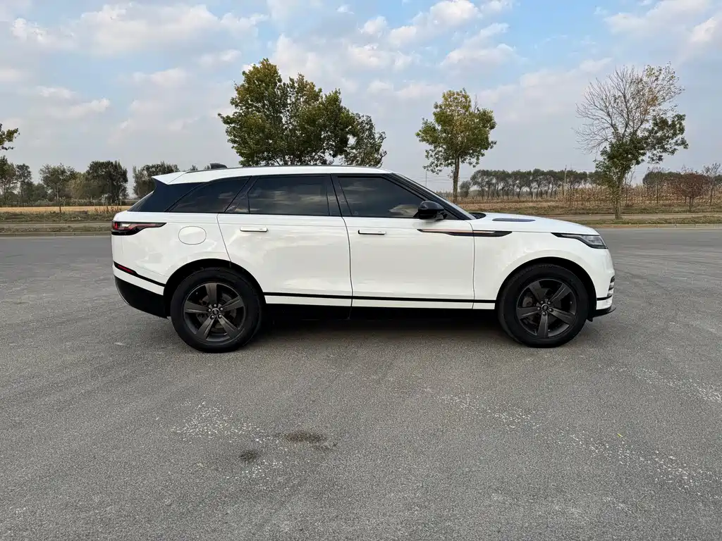 Land Rover Velar — фото 14