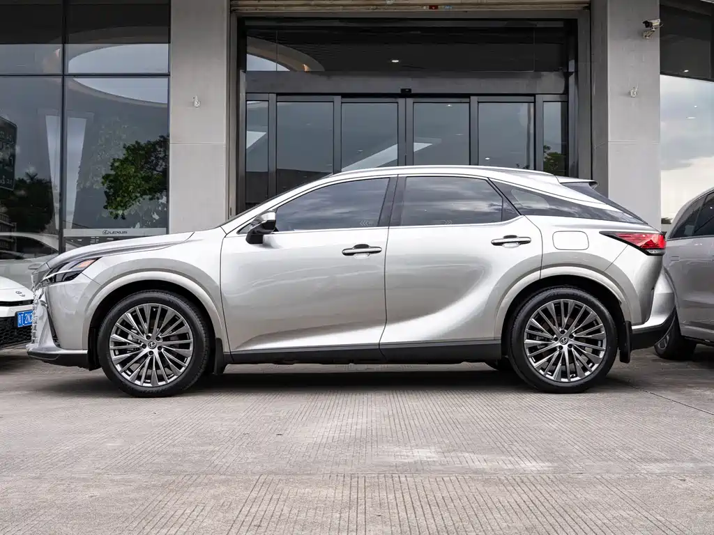 Lexus RX — фото 4