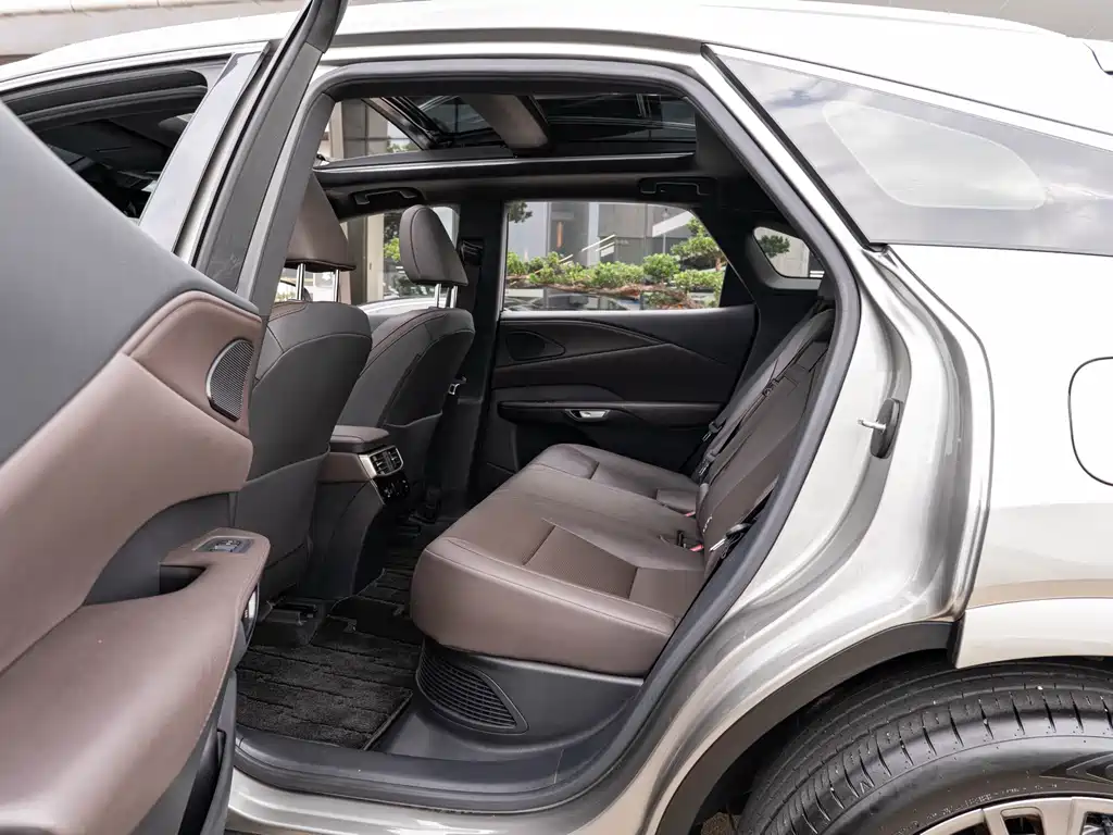 Lexus RX — фото 10