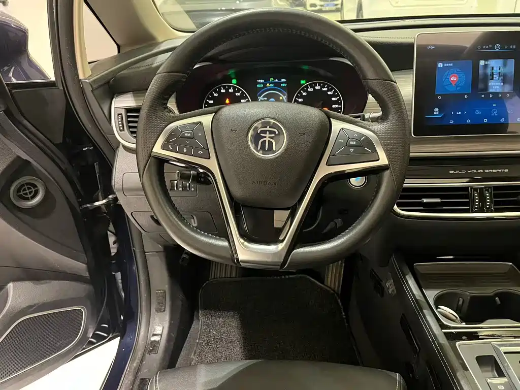 BYD MAX New Energy — фото 5