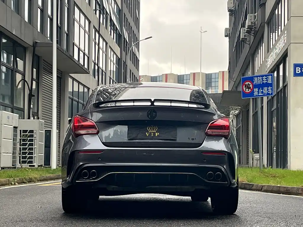 MG MG5 Scorpio — фото 6