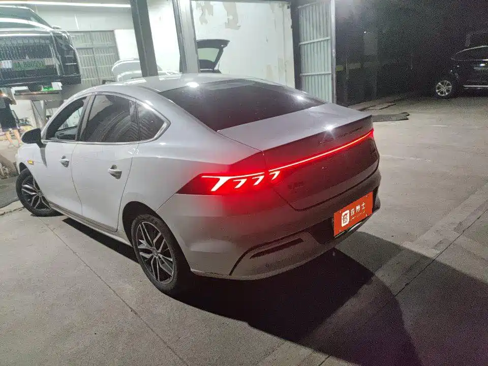 BYD Qin PLUS — фото 3