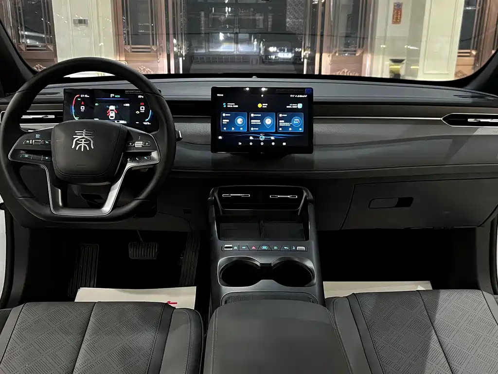 BYD Qin PLUS — фото 19