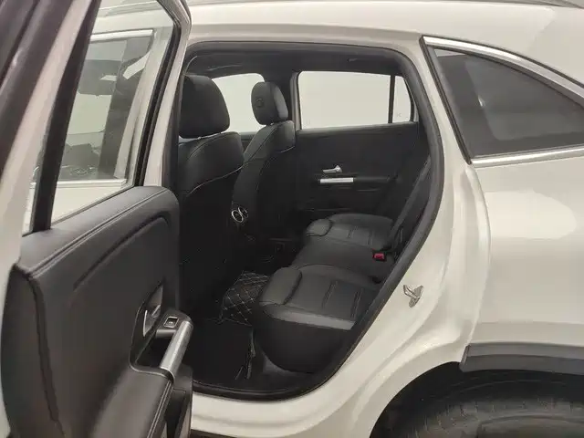 Mercedes-Benz GLA — фото 8