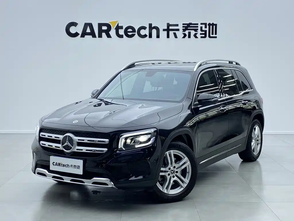 Mercedes-Benz GLB — фото 11