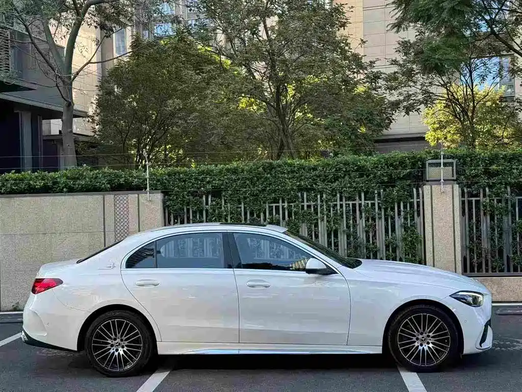 Mercedes-Benz C-Class — фото 4