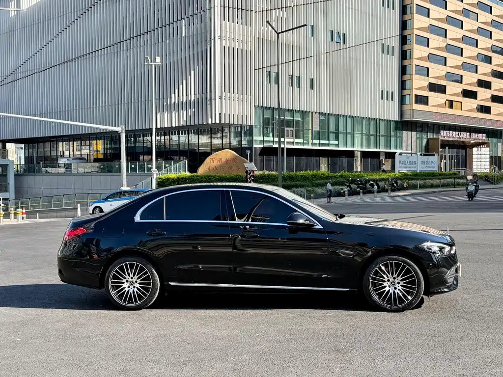 Mercedes-Benz C-Class — фото 4