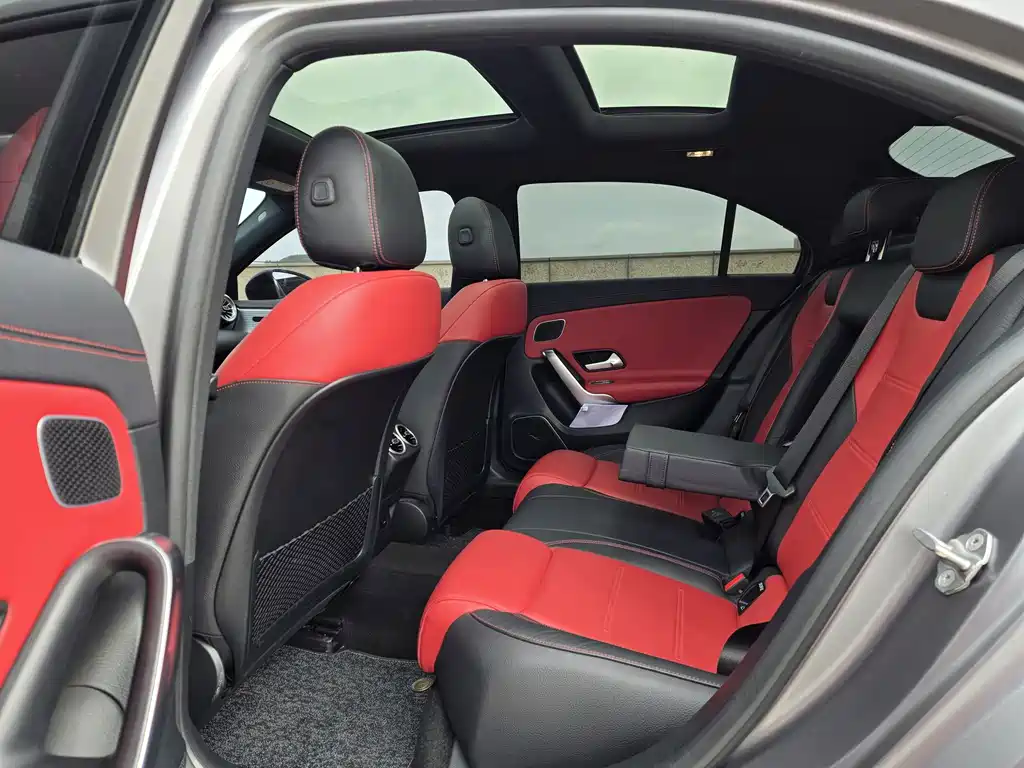 Mercedes-Benz A-Class AMG — фото 7