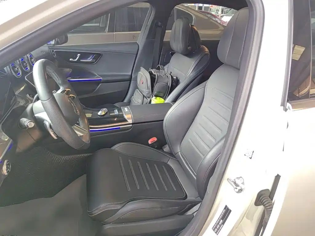 Mercedes-Benz C-Class — фото 14
