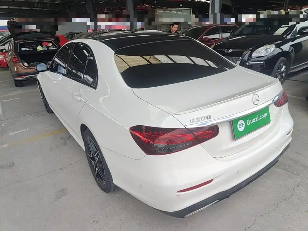 Mercedes-Benz E-Class (Import) — фото 4