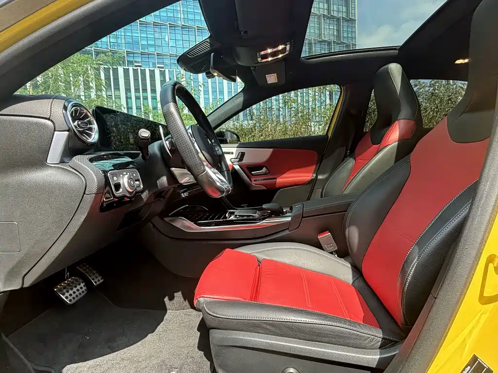 Mercedes-Benz A-Class AMG — фото 4