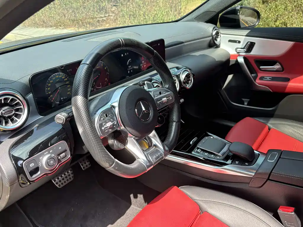Mercedes-Benz A-Class AMG — фото 6