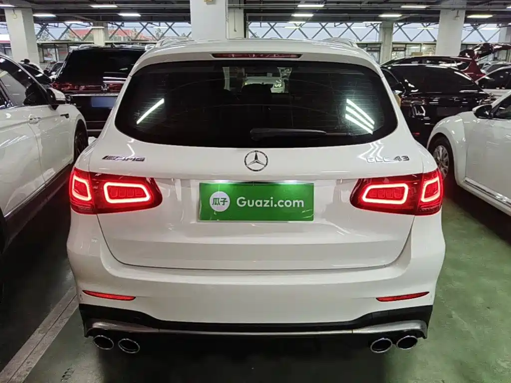 Mercedes-Benz GLC AMG — фото 5